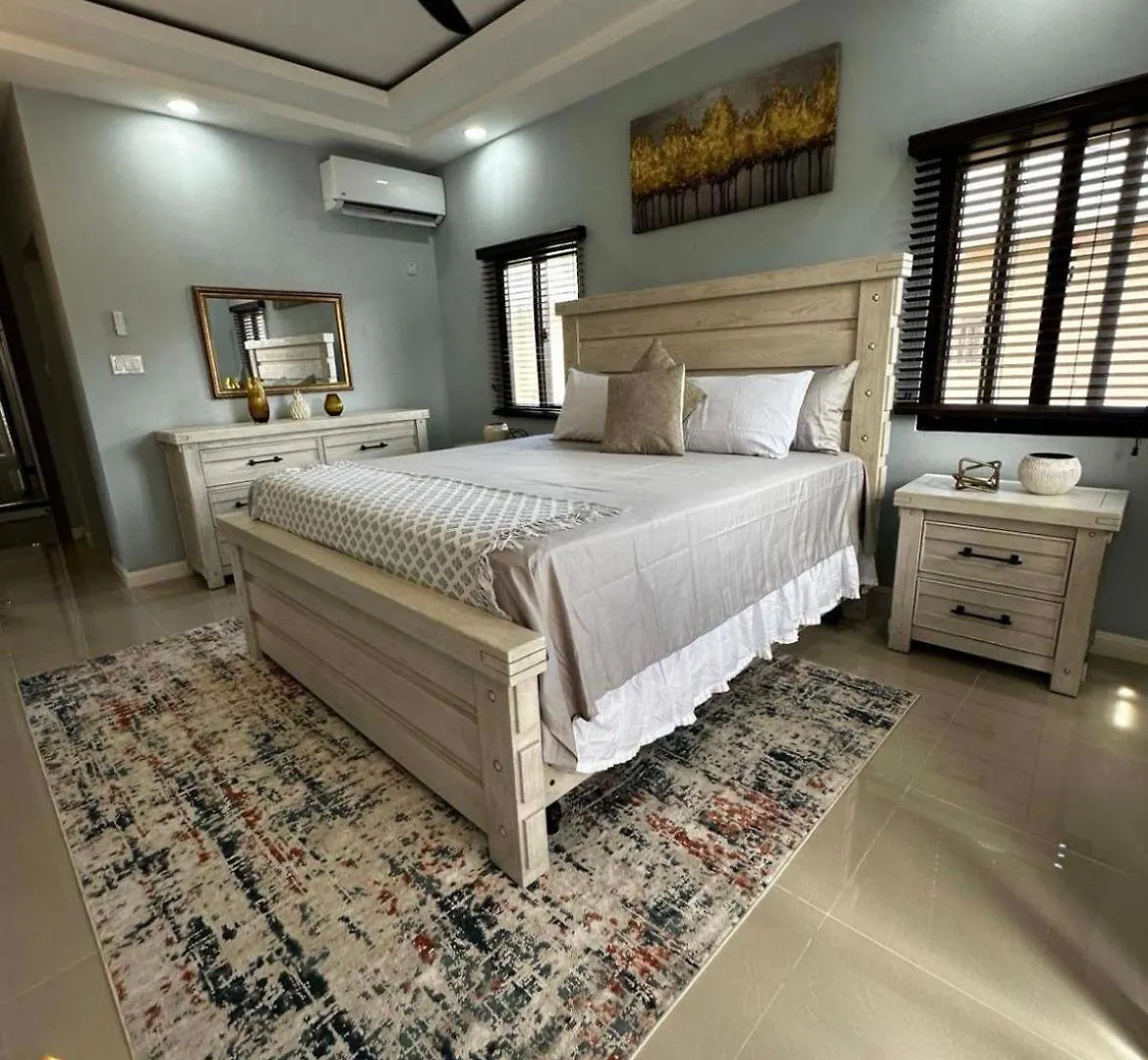 Sunny Cove Lux Villa 3 Bedroom Ocho Ríos Сasa de vacaciones